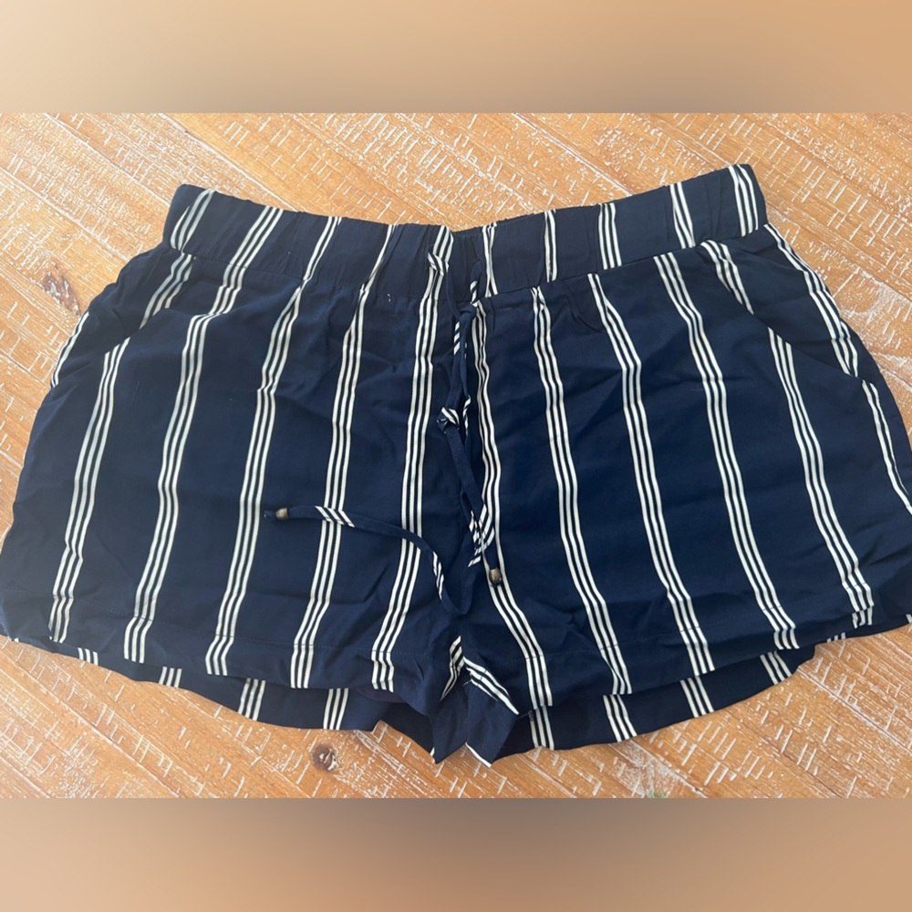 William B shorts